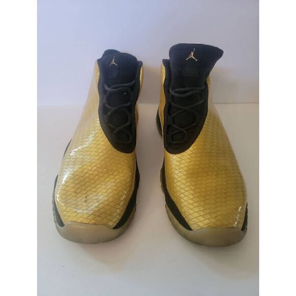 Nike Air Jordan Future Kids Metallic Gold GG Lace-up Sneakers Size 6.5Y - Picture 1 of 5